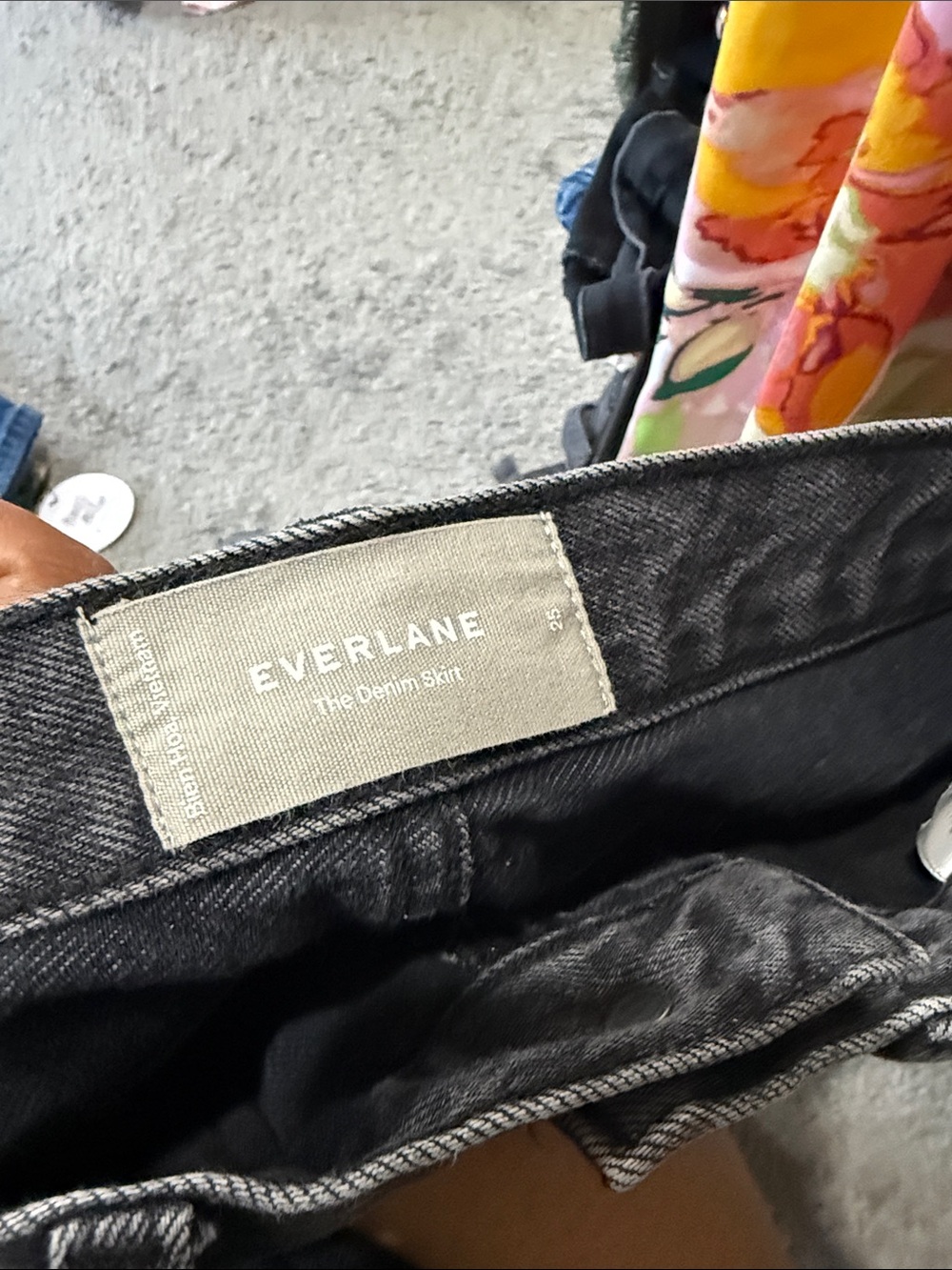 Everlane Washed Black Denim Mini Skirt - Picture 5 of 6